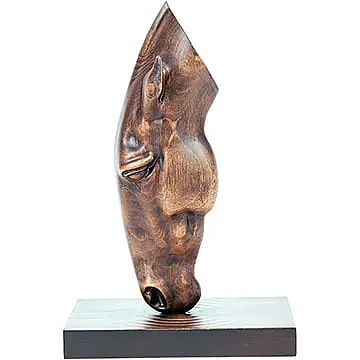 Новогодний сувенир «Пьющая лошадка» для интерьера — символ 2026 года лошади