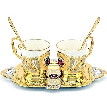 Кофейный набор «Рубин» &mdash; керамическая кружка с позолоченным подносом к праздничному столу