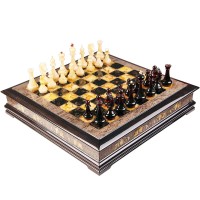 Подарочные шахматы «Ларец» из карельской берёзы и янтаря