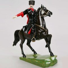 Сувенирная фигурка «Кубанский казак на коне» из искусственного камня