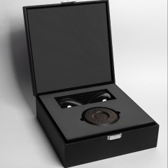 Песочные часы из морёного дуба «Чёрное золото» с магнитным песком в подарок руководителю