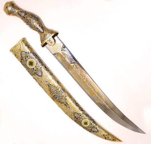 Кинжал Бебут