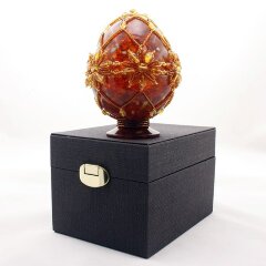 Пасхальное сувенирное яйцо из янтаря «Лепесток»