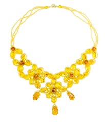 Колье из янтаря «Цветение»