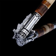 Сувенирная письменная ручка «Формула 1» из капа берёзы и янтаря