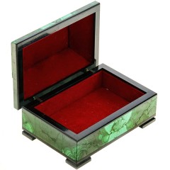 Малахитовый ларец из натурального камня «Горный мастер» на ножках