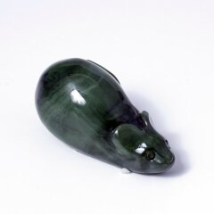 Нефритовая статуэтка «Мышка»