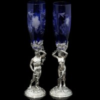Серебряные бокалы для вина «Адам и Ева» из синего хрусталя Nachtmann