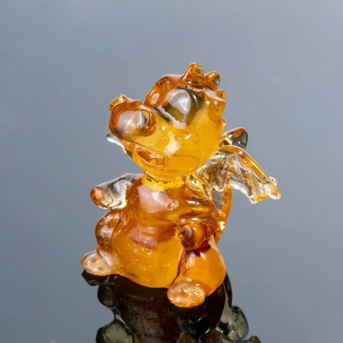 Кошельковый талисман из янтаря «Дракончик» — как символ нового 2024 года