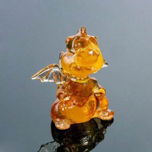 Кошельковый талисман из янтаря «Дракончик» — как символ нового 2024 года