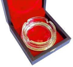 Пепельница украшенная