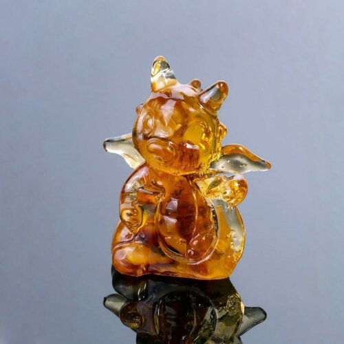 Кошельковый талисман из янтаря «Дракоша» — как символ нового 2024 года