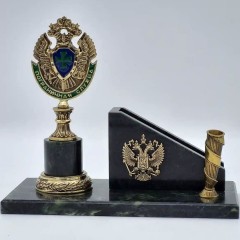 Визитница с подставкой для ручки «Пограничный герб» в подарок военному на праздник День погранвойск