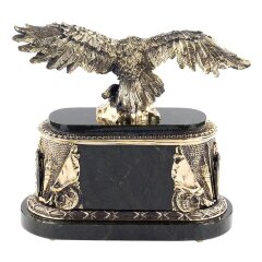 Настольные часы «Орёл» (нефрит)