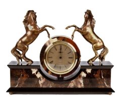 Настольные часы «Бега»