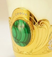 Кофейная чашка с малахитом