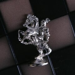 Шахматный стол «Римский рыцарь» резной из массива дерева