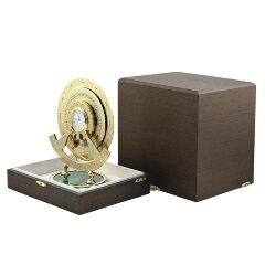 Кабинетные часы «Вечный календарь» на камне малахит в подарок начальнику