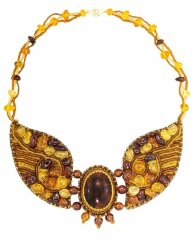 Колье из янтаря «Крылья»