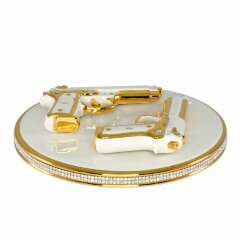 Интерьерная тарелка «Пистолеты» с позолотой