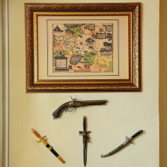 Старая карта в античном багете «Россия, Московия и Тартария» 1562 г. (копия)