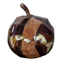 Эксклюзивный сувенир «Яблоко» из массива дерева и янтаря