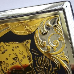 Металлический портсигар с позолотой «Пантера» на 10 сигарет