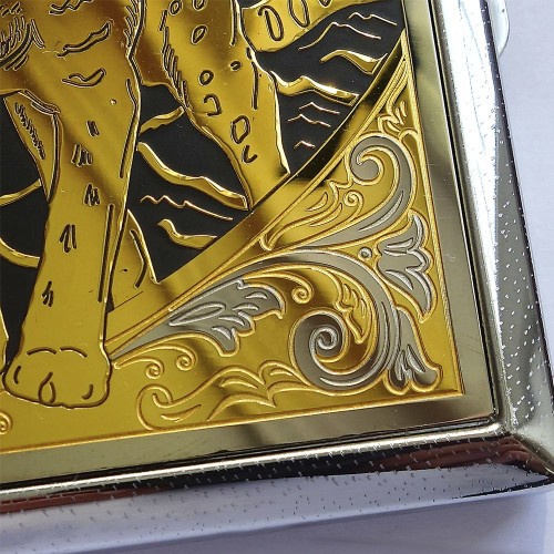 Металлический портсигар с позолотой «Пантера» на 10 сигарет