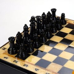 Малые шахматы из янтаря «Стиль» с фигурами