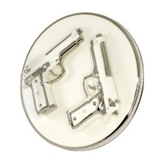 Интерьерная тарелка «Пистолеты» (платина)