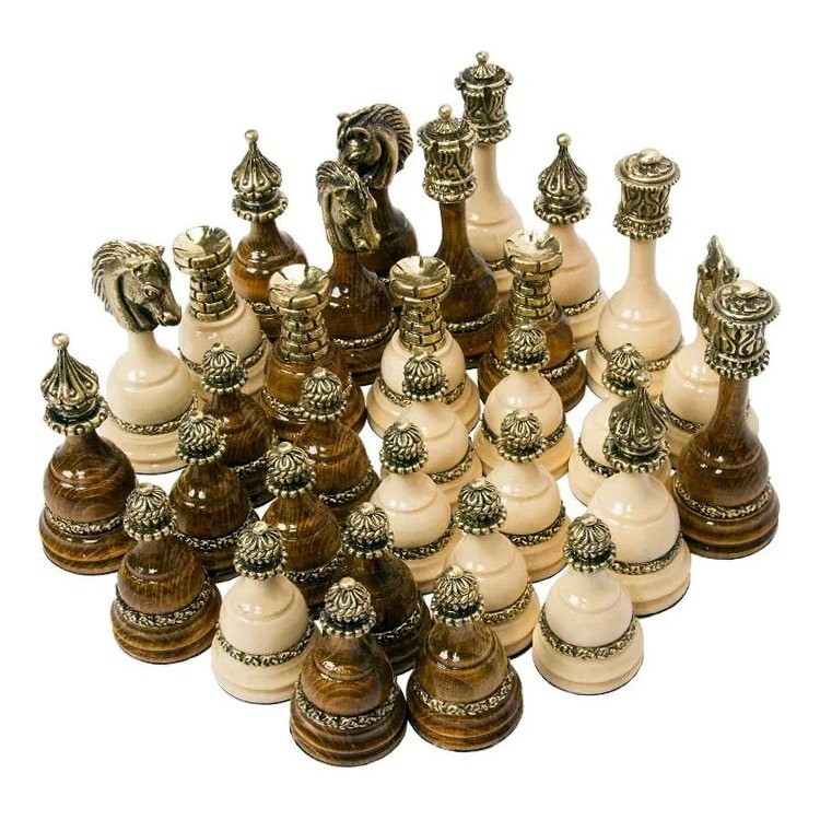 Коллекционные шахматные фигуры «Королевские» из бронзы