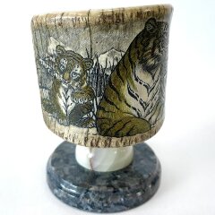 Коллекционный сувенир «Тигрица» из антикварного бивня мамонта