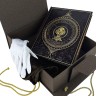 Подарочная кожаная книга «Иллюстрированная энциклопедия антиквариата» — истории мирового колекционирования