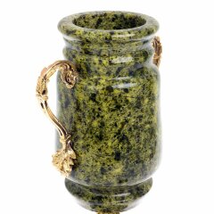 Интерьерная ваза из камня «Кубок» (змеевик) в подарок руководителю