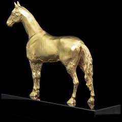 Скульптурная фигурка «Ахалтекинская лошадь» с позолотой 24 kt