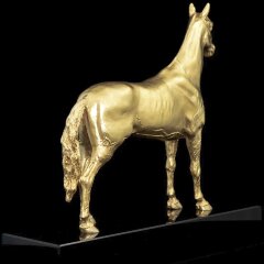 Скульптурная фигурка «Ахалтекинская лошадь» с позолотой 24 kt