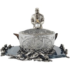 Хрустальная икорница на агате «Старик с неводом» — настоящие произведения искусства