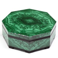 Малахитовый ларец «Восьмигранник» для хранения драгоценностей