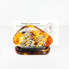 Настольная визитница из янтаря «Кролик» — символ 2023 года