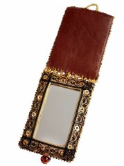 Дизайнерское зеркальце «Модница»