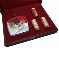 Подарочная фляжка «Медведь»