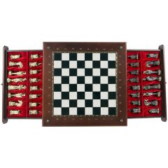 Подарочные шахматы «Деревенские» в ларце