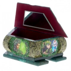 Подарочная шкатулка из змеевика «Хозяйка медной горы» с художественной росписью