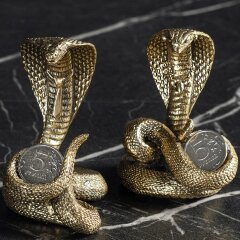 Подарочный набор фигурок змей «Кобра» — символ 2025 года