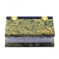 Подарочная шкатулка из змеевика «Книжка» для украшений