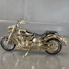 Сувенирная модель мотоцикла из серебра в подарок коллекционеру