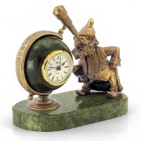 Сувенирные часы «Гном-астроном»