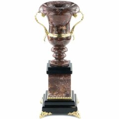 Интерьерная ваза «Медичи» из камня креноид