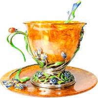 Чайная чашка из янтаря «Ирис»