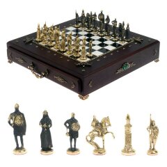 Шахматный ларец «Русские» с бронзовыми фигурами